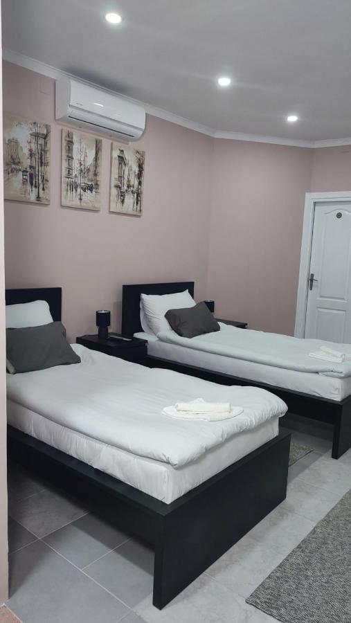 Airport Apartment Air Surcin Екстер'єр фото